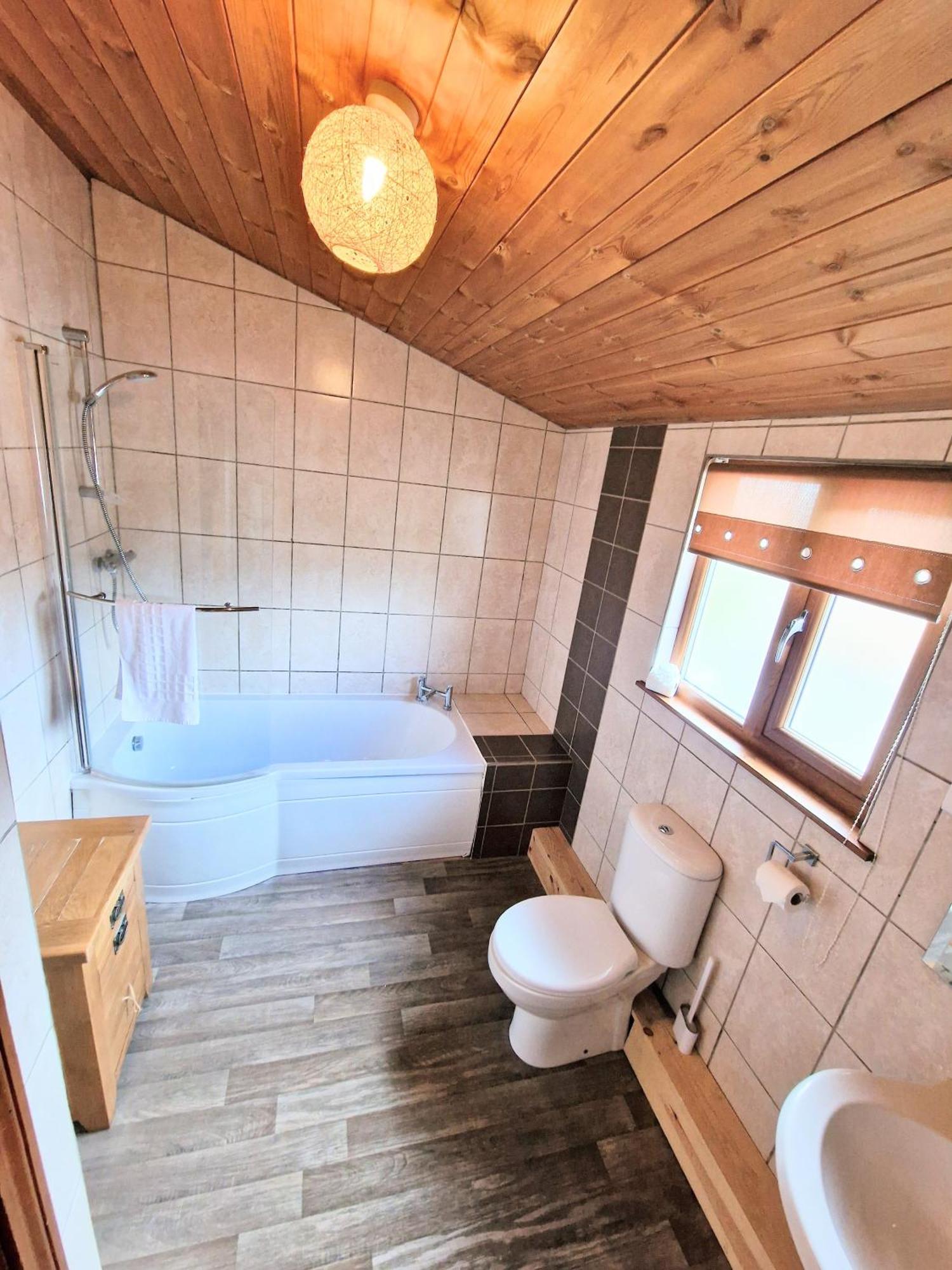 הוילה Kelty Torridon 1 With Private Hot Tub - Fife - Loch Leven - Lomond Hills- Pet Friendly מראה חיצוני תמונה